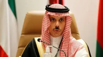 تماس تلفنی وزیر خارجه عربستان با عراقچی