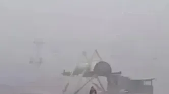 بارش برف در پیست اسکی توچال