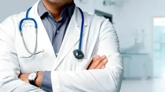 واکنش رئیس سازمان نظام پزشکی به افزایش ظرفیت پزشکی: ظلم آشکار به مردم است