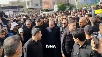 ببینید| حضور رییس جمهور در تشییع شهدا؛ میدان انقلاب