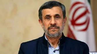 عکسی از احمدی‌نژاد در سفر به استانبول