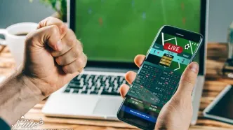 تبلیغ سایت شرط‌بندی توسط گزارشگر تلویزیون!