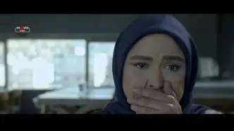 فیلم آواز باشکوه؛ گرشا رضایی با بازی چشمگیر نیلوفر هوشمند /نگام کن بگو که تو که میخواستی بری + موزیک ویدیو