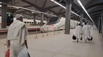 آغاز بازگشت حجاج ایرانی از مکه به مدینه با قطار سریع‌السیر