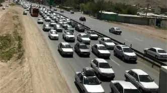 فیلمی از تردد پرحجم خودروها در خروجی‌های تهران