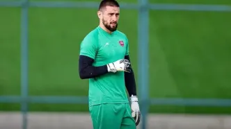 دروازه‌بان سابق پرسپولیس میان دو پیشنهاد سنگین