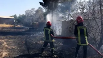 عملیات نجات جان ۱۵ نفر در آتش‌سوزی مهیب مشهد/آتش‌نشانان  ۱۵ نفر را از کام مرگ نجات دادند
