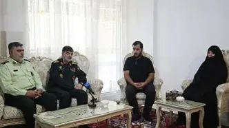 دیدار سردار رادان با ۴ خانواده شهدای انتظامی در دفاع مقدس ۱۲ روزه