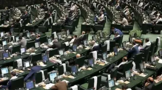 نماینده مجلس: قطع برق در دمای بالای ۵۰ درجه ظلم فاحش به مردم است
