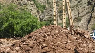 انسداد موقت جاده چالوس به دلیل ریزش سنگ