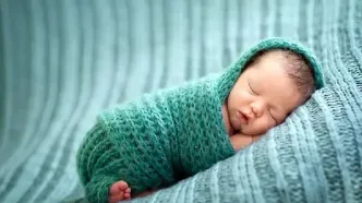 آب دادن به نوزاد تا قبل از چند ماهگی ممنوع است؟