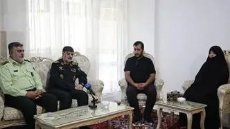 دیدار سردار رادان با ۴ خانواده شهدای انتظامی در دفاع مقدس ۱۲ روزه