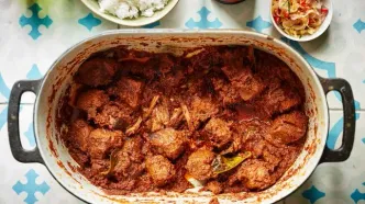 ناهار امروز: خورش گوشت بغدادی؛ یک غذای لذیذ و آسان برای مهمانی‌ها!