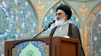 امام جمعه قم: توطئه علیه رهبری محکوم به شکست است