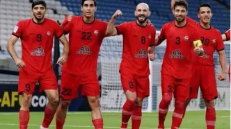 سرخ‌پوشان در راه ترکیه