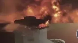 آتش‌ سوزی مهیب در قلب درگهان قشم / آتش مجتمع نور بالاخره مهار شد!