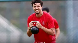 خرید جدید پرسپولیس، پیراهن سرخ را به تن کرد