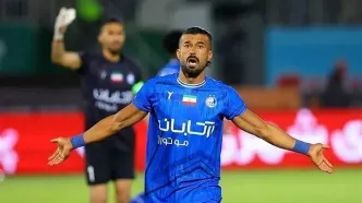 رضاییان در استقلال ماند