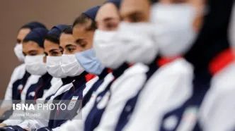 سلام نظامی بانوان فوتبالیست ایران قبل از دیدار مقابل بوتان در مسابقات انتخابی جام ملت‌های آسیا