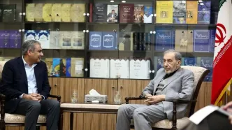 پیام نخست‌وزیر و رئیس ستاد ارتش پاکستان برای تقدیم به رهبر انقلاب، به ولایتی تسلیم شد/ مشاور مقام معظم رهبری: با مذاکره‌ای که بدون پیش‌شرط و حفظ خطوط قرمز جمهوری اسلامی باشد، مخالفتی نداریم