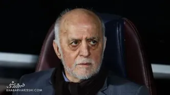 محمود خوردبین و دخترانش پای دیگ نذری +عکس