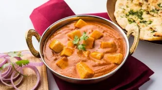 طرز تهیه شاهی پنیر |  غذای هندی محبوب گیاهخواران
