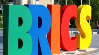 بریکس، بلای جان دلار شد
