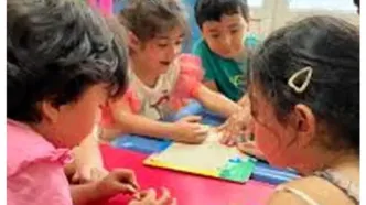 فیلمی از لحظه انفجار در مهدکودک رنگین‌کمان در جریان حمله اسرائیل