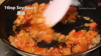 ببینید؛ طرز تهیه یک غذای چینی با 150 گرم پاستا و 2 عدد تخم مرغ