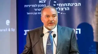 لیبرمن خواستار خروج ‌ارتش اسرائیل از غزه شد