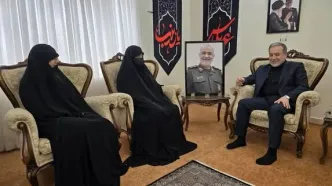 عراقچی به منزل سردار سلامی رفت