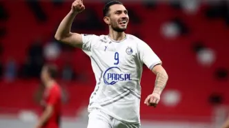 مهاجم استقلال: پرسپولیس سه بار به من پیشنهاد داد