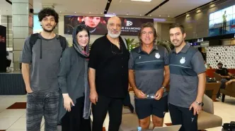 عکس یادگاری امیر جعفری و ریما رامین‌فر با استقلالی‌ها