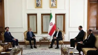 دیدار سفیر جدید فرانسه با عراقچی