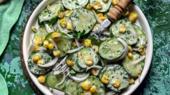طرز تهیه سالاد تابستونی خوشمزه با سس مخصوص