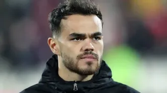 اوستون اورونوف به پرسپولیس برگشت