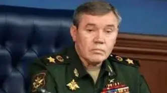 بازرسی رئیس ستاد کل ارتش روسیه از سربازان این کشور در شرق اوکراین