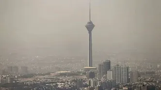 گردوغبار در تهران ماندنی شد