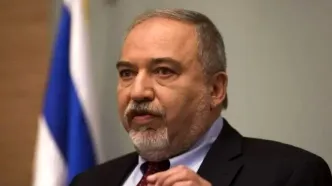 لیبرمن: آمریکا اسرائیل را اداره می‌کند؛ خطر فروپاشی جدی است