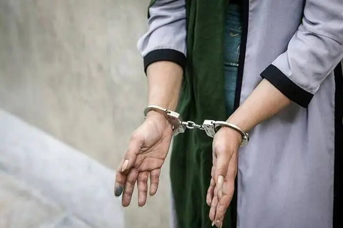 دستگیری یک دختر حین سرقت در بانک | تبهکاری‌های دختر جنوبی در مشهد + عکس