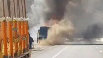 یک دستگاه اتوبوس در محور سرابله به ایلام سوخت