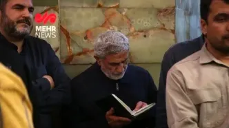حضور سردار اسماعیل قاآنی بر سر مزار سرلشکر شهید ایزدی