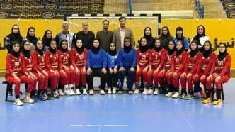 سلام نظامی دختران هندبالیست ایران/ ویدئو