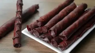 طرز تهیه ویفر لوله ای شیرینی راحت و سه سوته + ویدئو