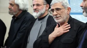 خوش‌و‌بش لاریجانی با سردار قاآنی در مراسم حاج رمضان/ حدادعادل و خطیب هم بودند +تصاویر