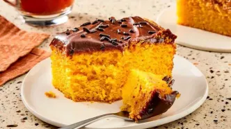 طرز تهیه کیک هویج برزیلی؛ کیک هویج متفاوت و خوشمزه