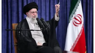 تاکید رهبر انقلاب بر قطعی بودن پیروزی ملّت ایران+ فیلم