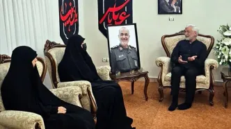 تصویری از دیدار سعید جلیلی با خانواده شهید سلامی