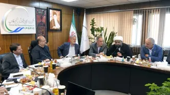 برگزاری شورای راهبردی پتروشیمی‌های منطقه ویژه اقتصادی پتروشیمی ماهشهر با محوریت مسئولیت اجتماعی/ افزایش ۵۰ درصدی بودجه مسئولیت های اجتماعی پتروشیمی‌ها با اولویت‌های رئیس‌جمهور برای تحول در نظام آموزشی