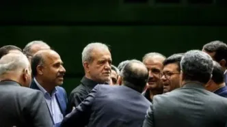 هشدار روزنامه اصولگرا به تندروها: اگر سقف خانه ترک بردارد، آوار بر سر همه خواهد ریخت